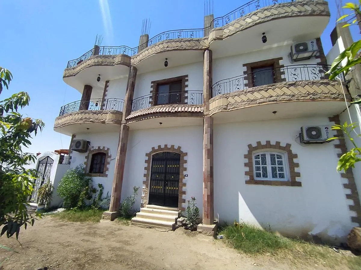 Apartment Quite Gate Guest House Luxor Egypt